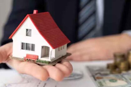 In which situations should one choose the option of Home Loan Balance Transfer What are its benefits