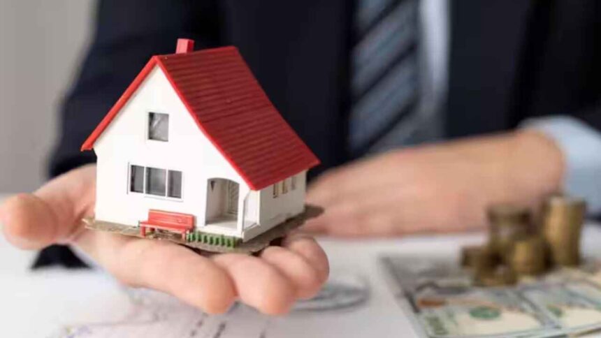 In which situations should one choose the option of Home Loan Balance Transfer What are its benefits