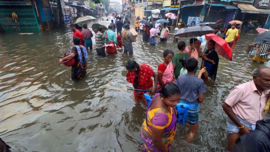 IMD Rainfall Alert Rainfall turned from relief to disaster 15 dead in UP alone chaos in 8 states