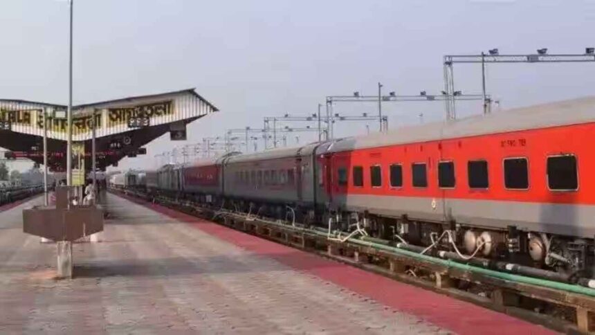 Indian Railways No more tension over ticket on these routes, Railway has installed 92 general class coaches in 46 trains