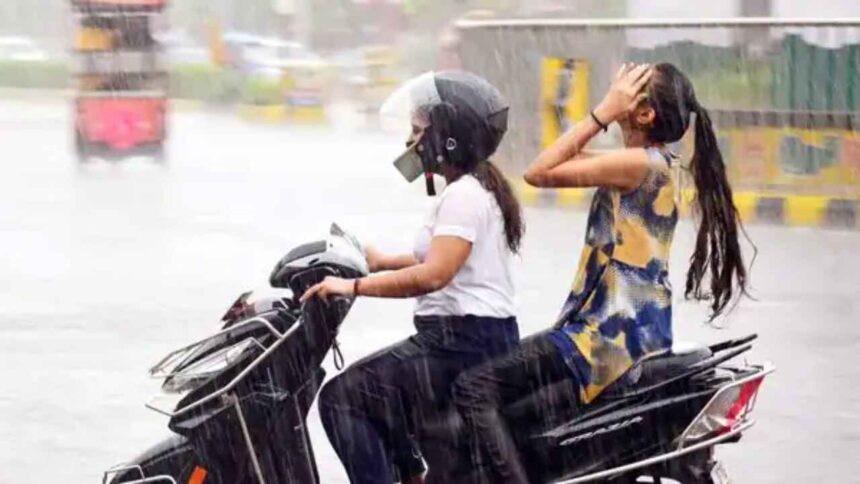 Rainfall Alert: Monsoon slows down in Delhi, heavy rain likely in UP-Bihar, Know the latest weather report